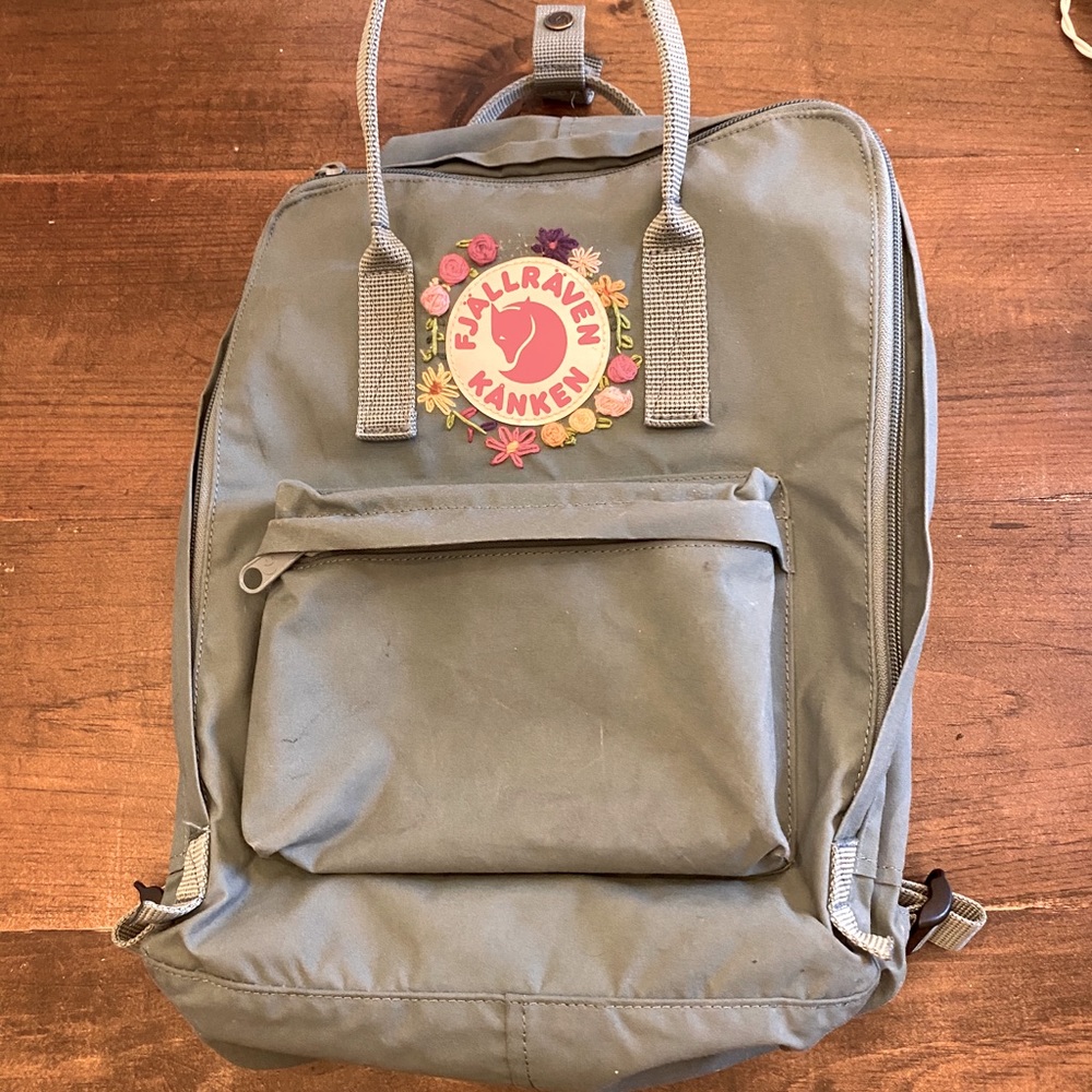Fjallraven embroidered bag in sage green